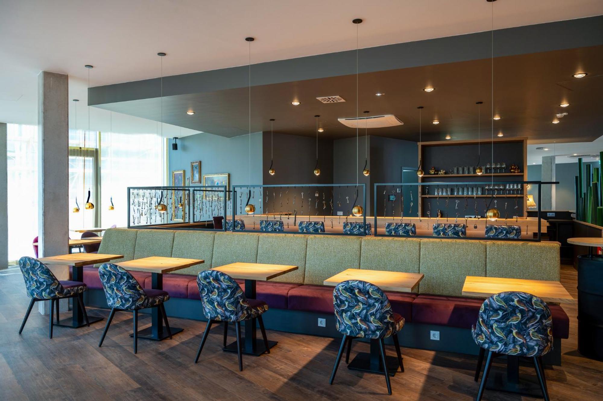 Mightytwice Hotel Achern Bagian luar foto