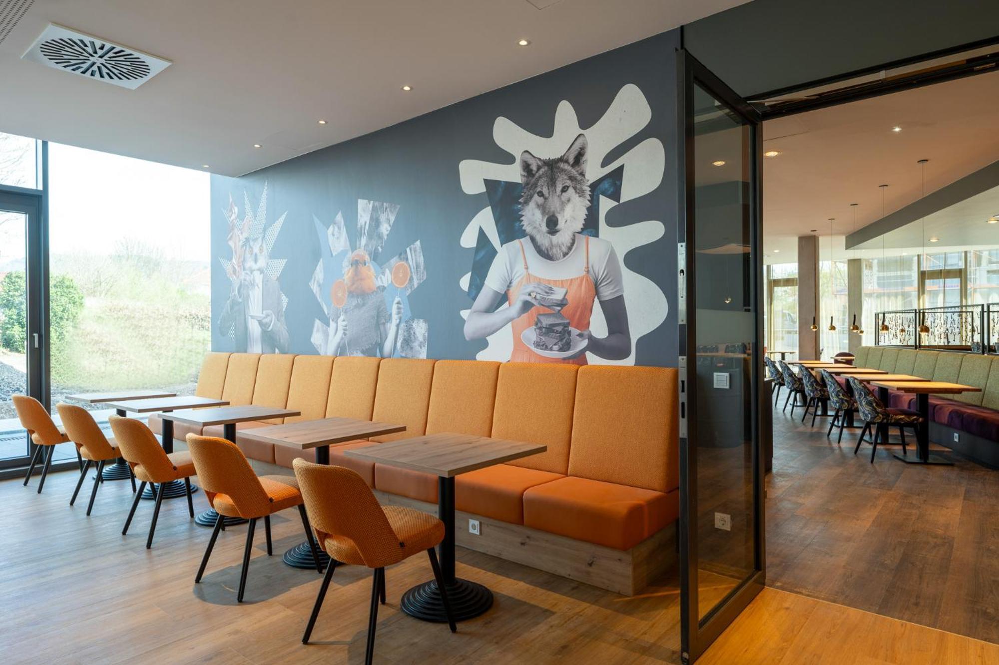 Mightytwice Hotel Achern Bagian luar foto